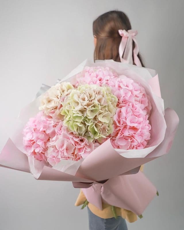 Bouquet de 7 hortensias roses
