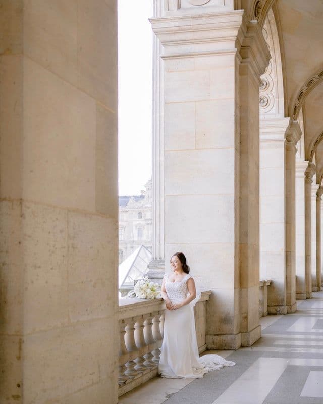 Bouquet de Mariée & Boutonnière – Blanc & Crème Classique Moderne