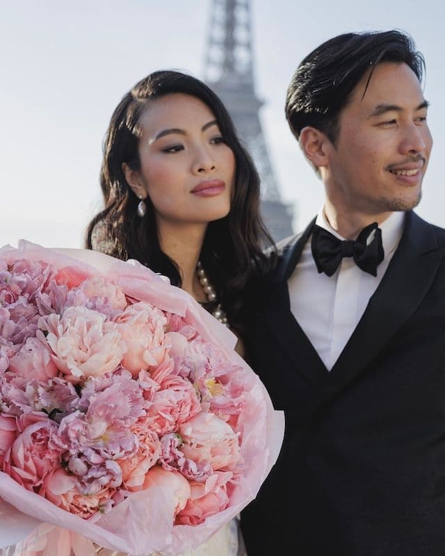Bouquet de fiançailles – Tulipes et pivoines roses