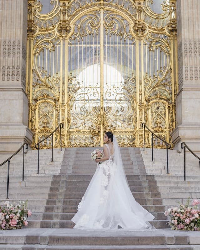Bouquet de Mariée Doux à Paris – Roses & Renoncules