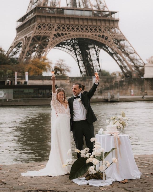 Élégance Verte & Blanche – Fleurs de Mariage à Paris