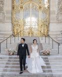 Set de cérémonie – Deux compositions au sol, bouquet de mariée et boutonnière
