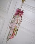 Bouquet de mariée suspendu en style sculptural – Palette rose