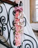 Bouquet de mariée suspendu en style sculptural – Palette rose