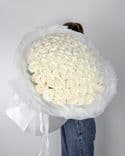 Bouquet 100 roses blanches, hauteur 70 cm