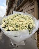 Bouquet de 50 roses blanches branchues