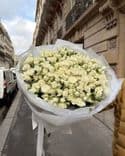 Bouquet de 50 roses blanches branchues