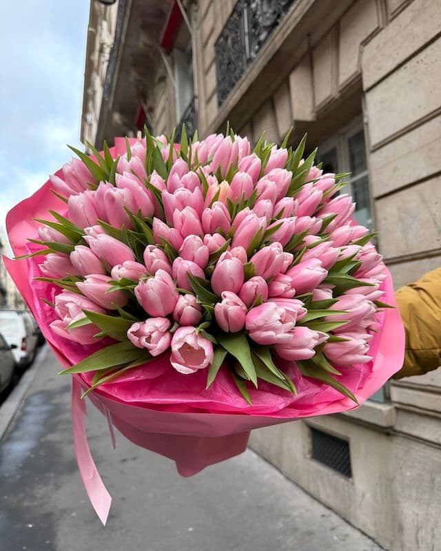 Bouquet de 100 tulipes roses