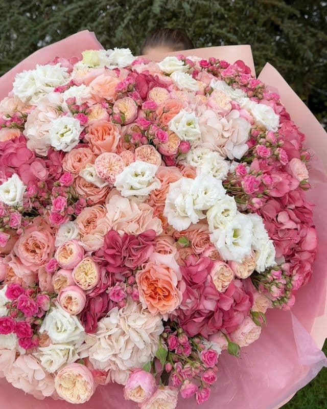 Bouquet premium dans des tons pêche et rose