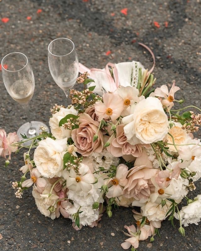 Bouquet de Mariée & Boutonnière – Palette Crème Vintage