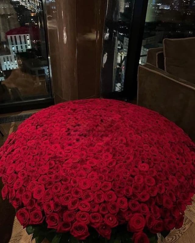 Bouquet de 1000 roses rouges