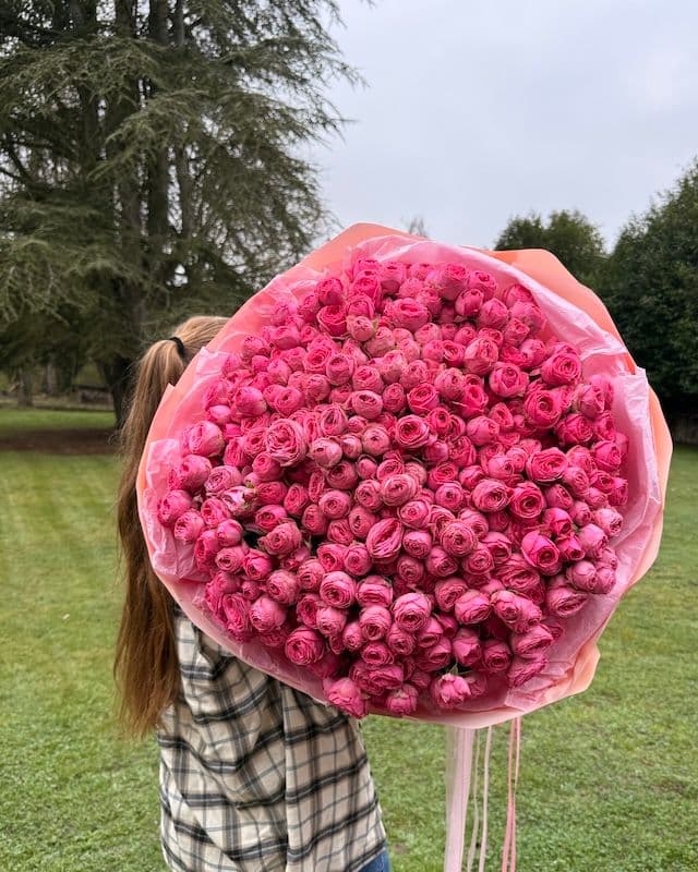 Bouquet de roses Giselle - framboise vive