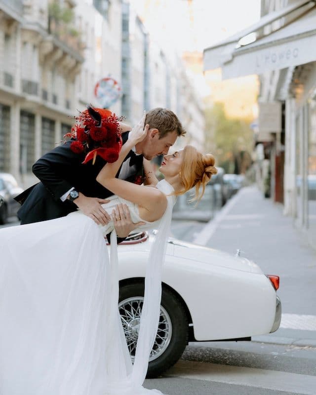 Bouquet de Mariée Rouge Intense